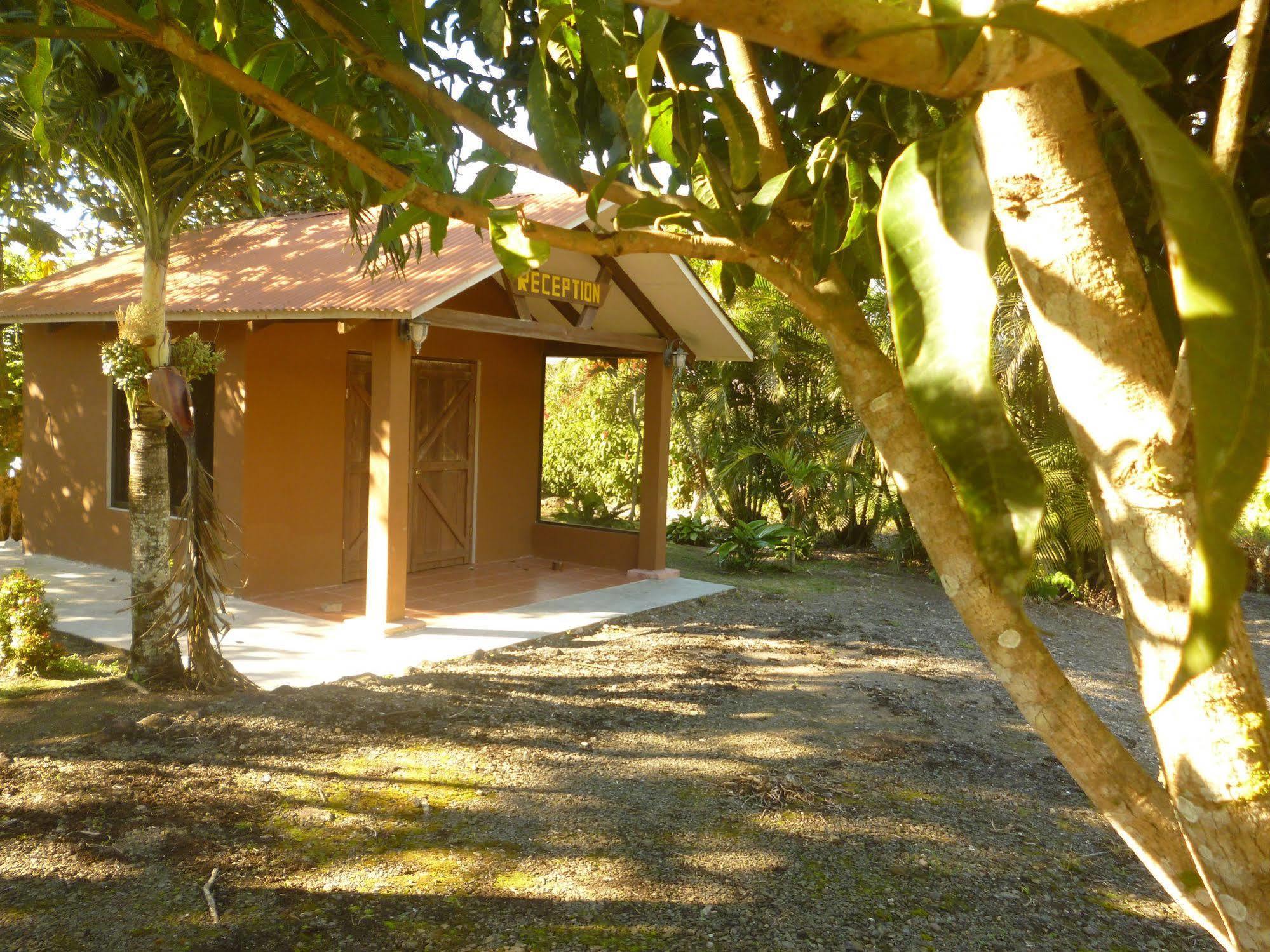 Paraiso Volcano Lodge Guayabo  Buitenkant foto