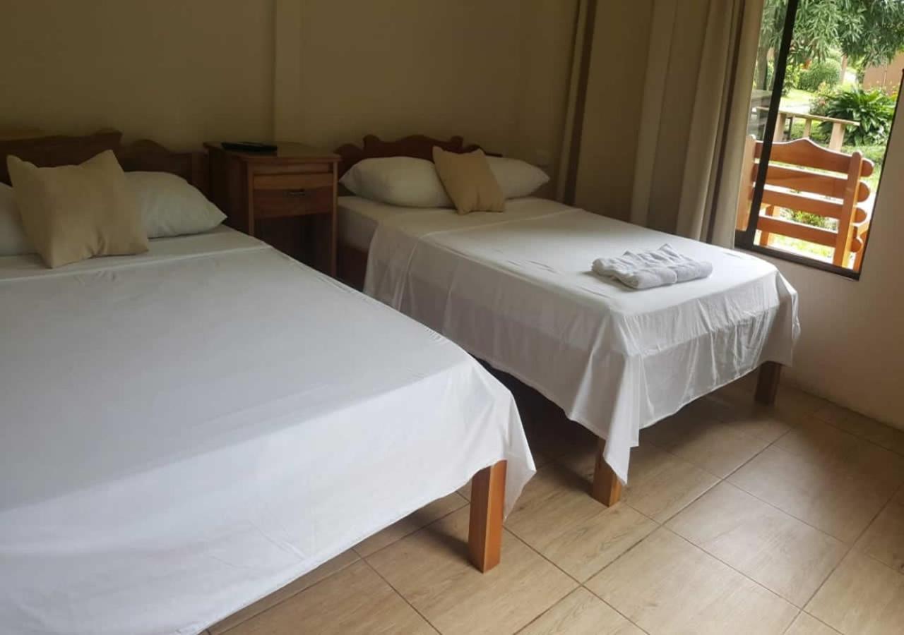 Paraiso Volcano Lodge Guayabo  Buitenkant foto